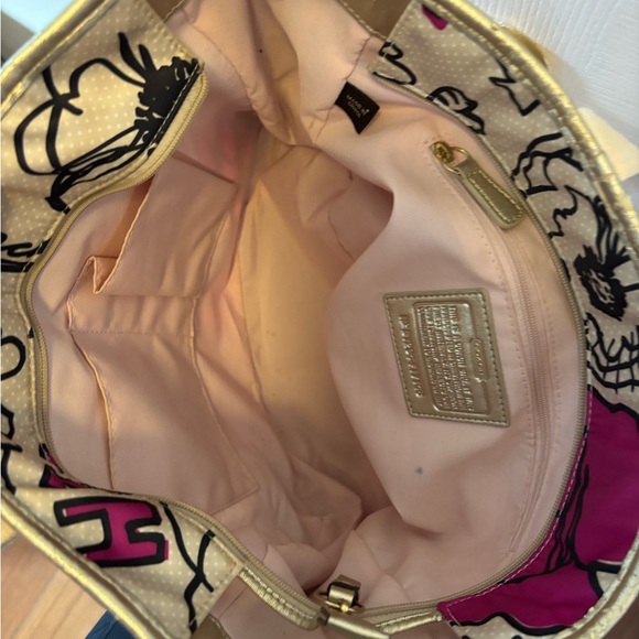 Coach Poppy 2012 (F17148) Kyra Floral Tote Bag in EUC - Picture 14 of 16